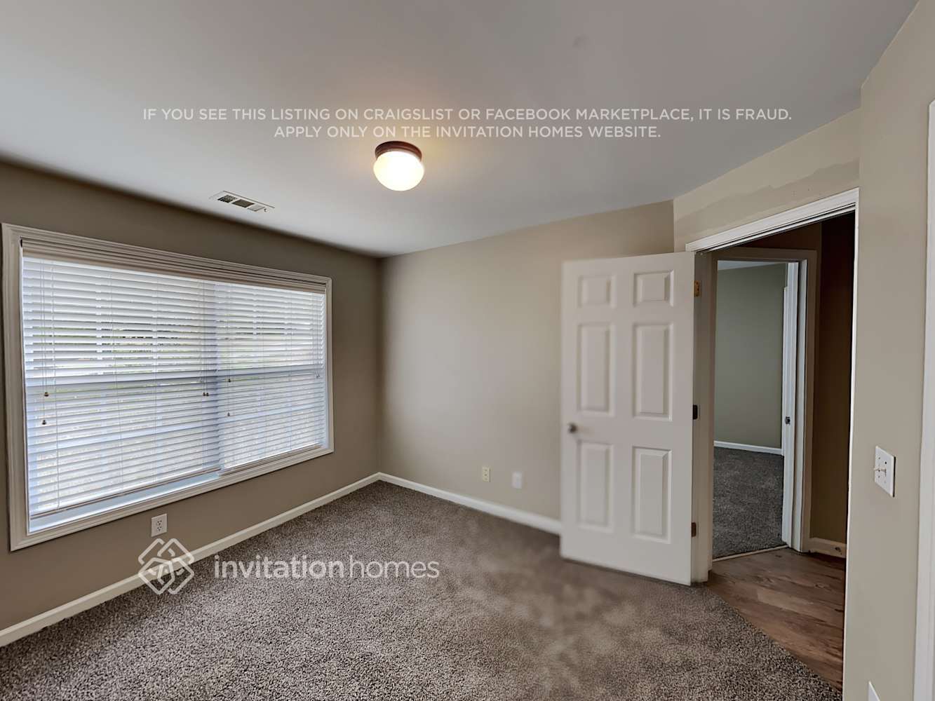 Building Photo - 302 Providence Dr