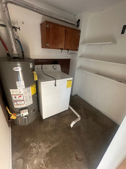 Building Photo - 822 2nd Ave SE