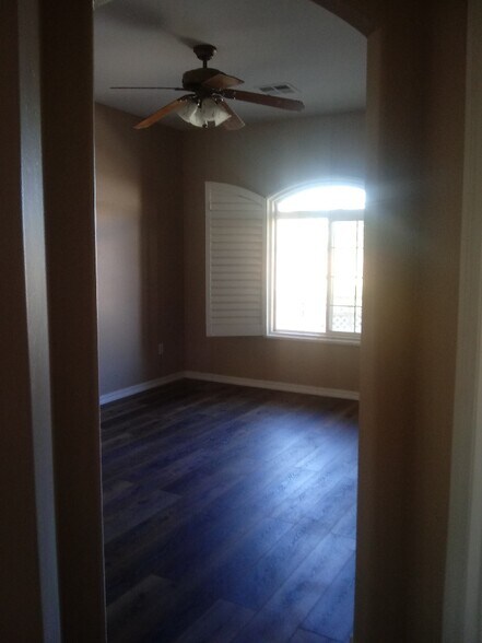 Building Photo - 10632 Camille Ct