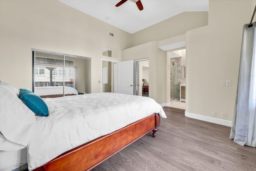 Building Photo - 2861 Ballesteros Ln