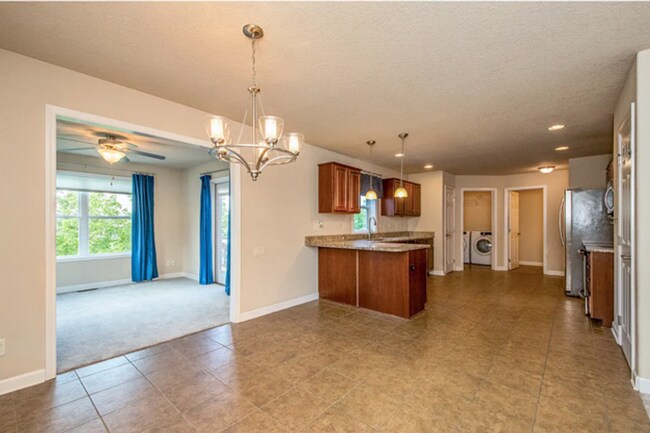 Building Photo - Welcome to your next home!