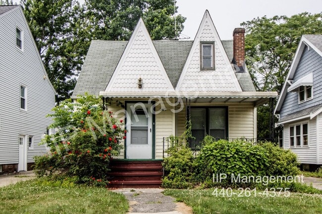 Primary Photo - 340 E 197th St