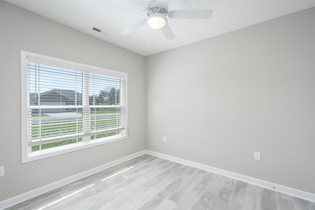 Building Photo - 2682 Cedrus Ave