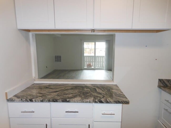 Building Photo - 113 Cluff Crossing Rd