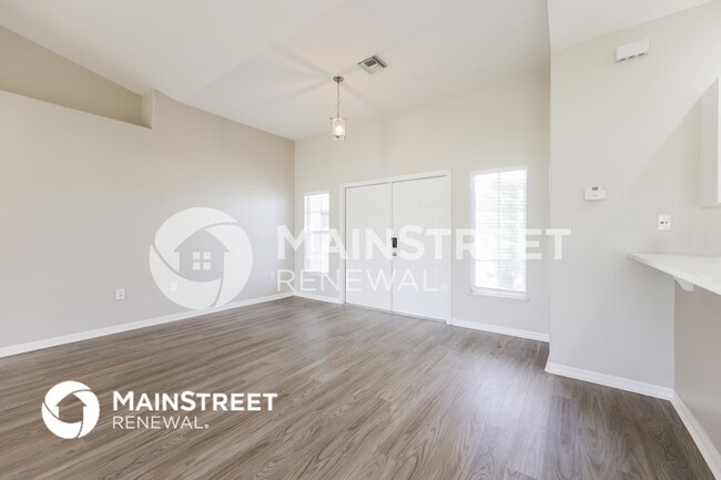 Building Photo - 3143 NE 14th Ct