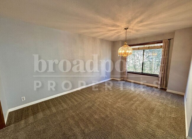 Building Photo - 10326 Oak Ranch Ln