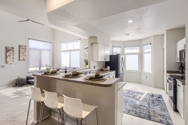 Building Photo - 6444 Silver Mesa Dr