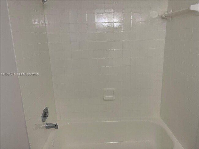 Building Photo - 3199 Foxcroft Rd