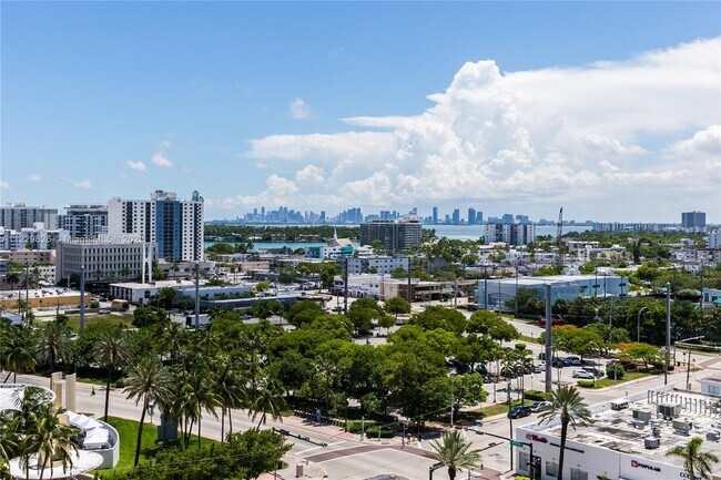 Building Photo - 7330 Ocean Terrace