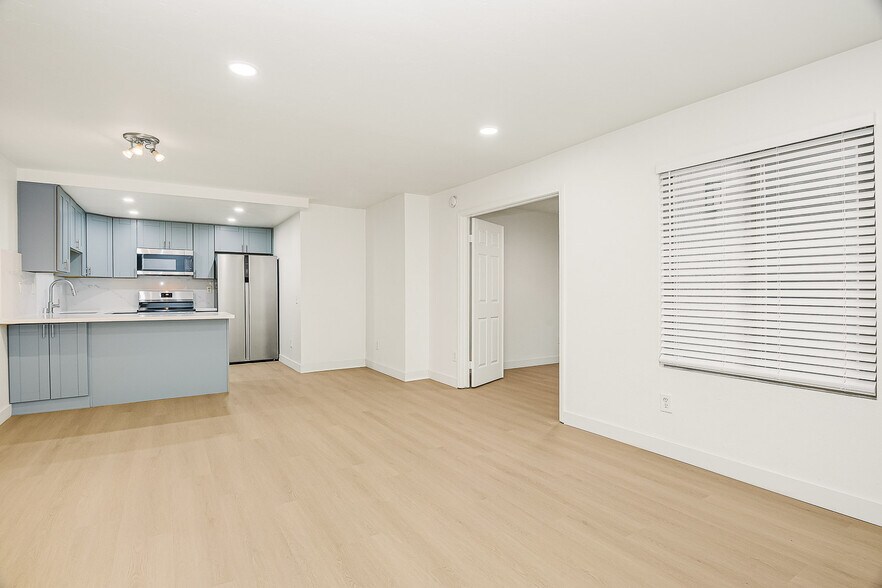 Building Photo - 4485 Alabama St