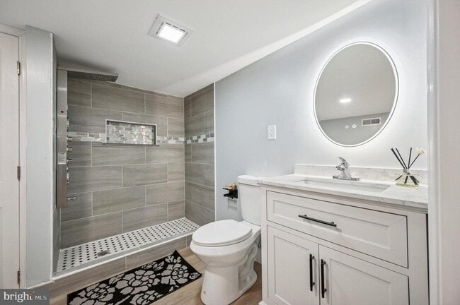 Building Photo - 1317 S 19th St