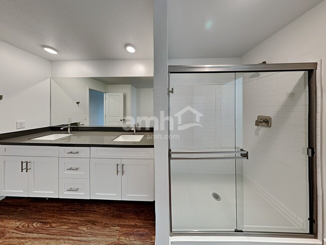 Building Photo - 9145 S Conquistador St