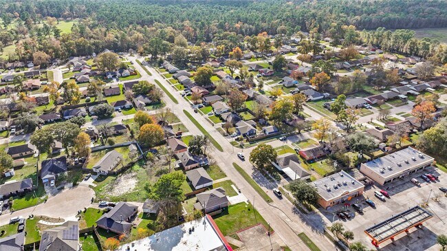 Building Photo - 10027 Valley Sun Dr