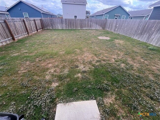 Building Photo - 346 Amber Gln