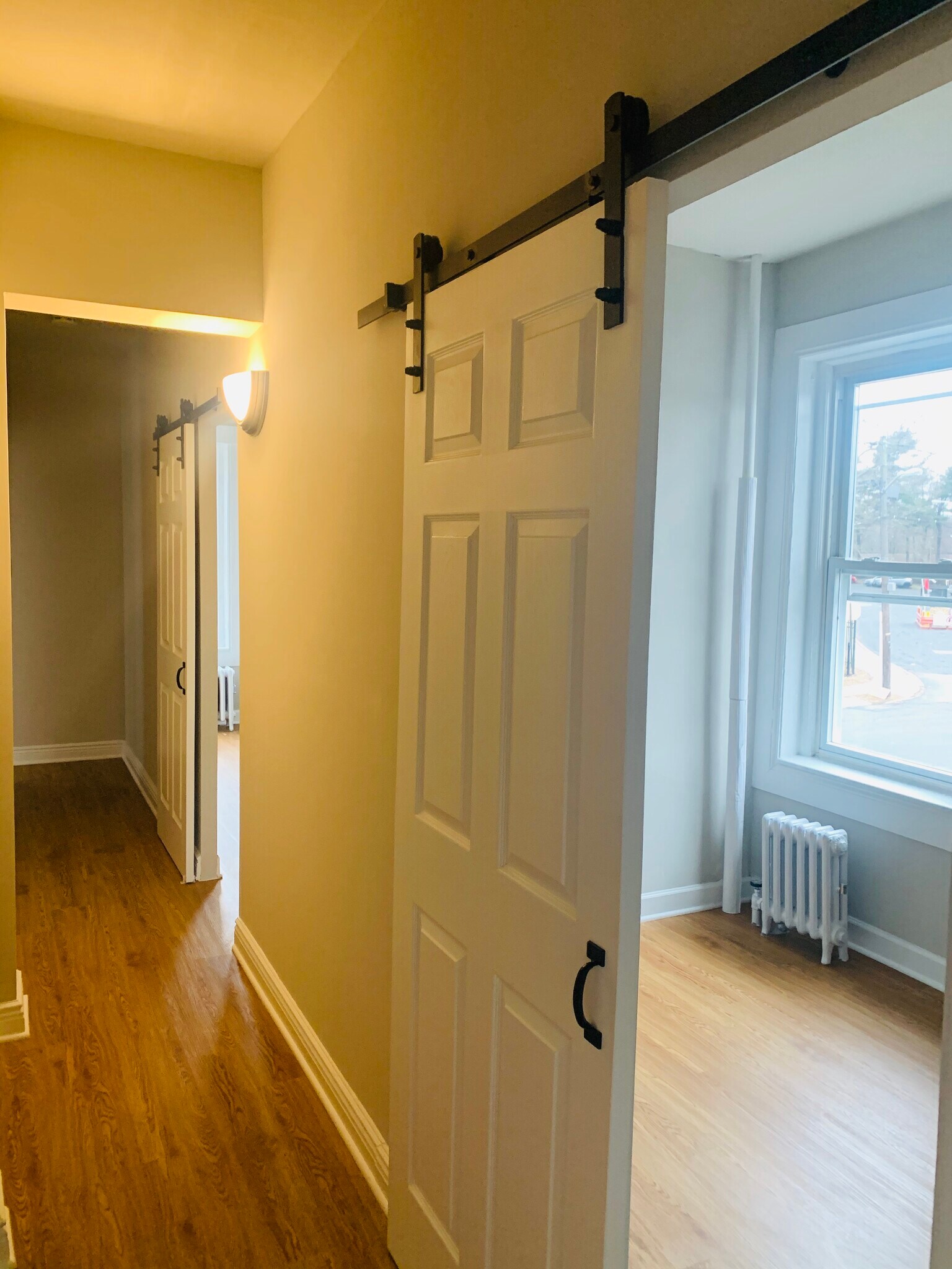 Building Photo - 35 Conger St