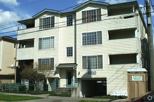 Building Photo - Nesbit Court