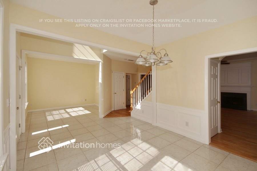Building Photo - 3505 Donamire Way NW