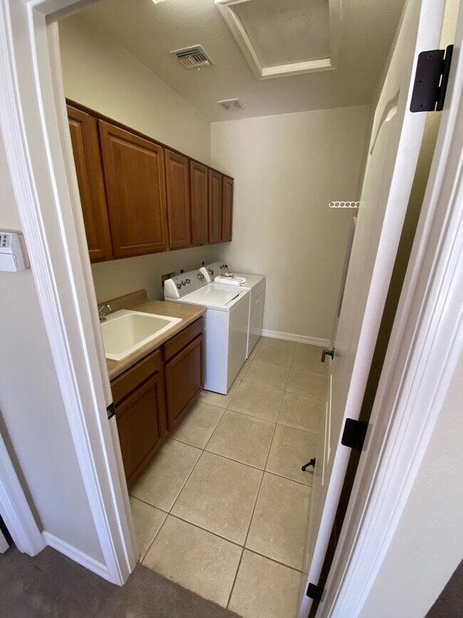 Building Photo - 14443 W Boca Raton Rd