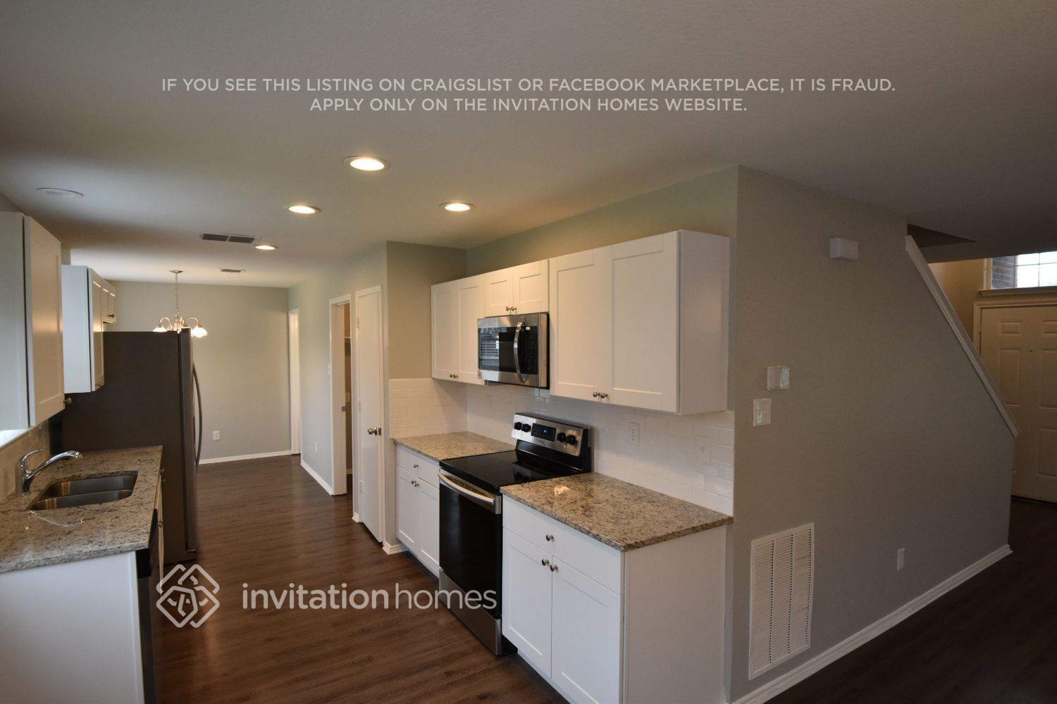 Building Photo - 1131 Trinity Trail