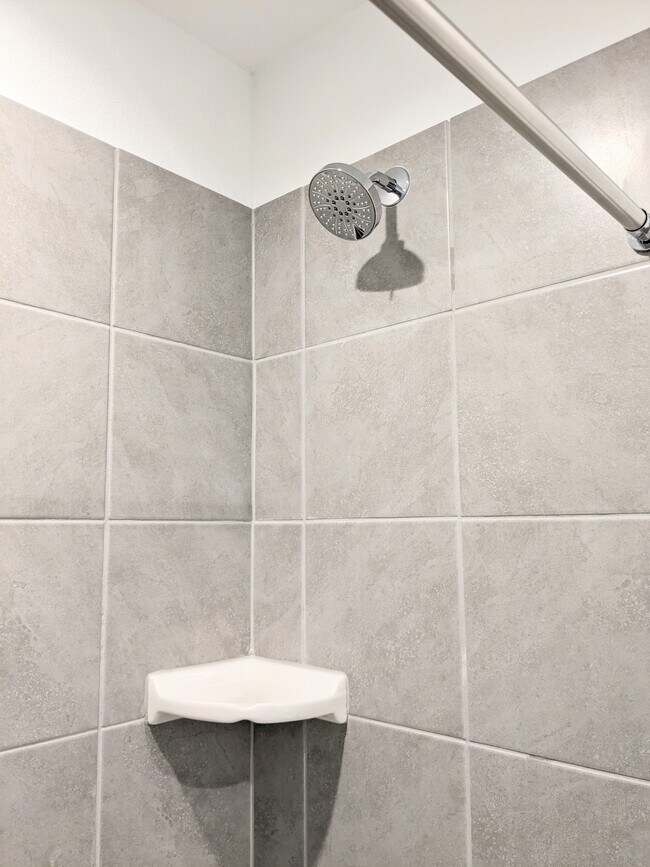 Building Photo - 7102 Sunset Crk Dr