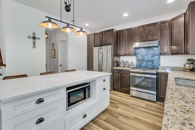 Building Photo - 11218 Borgen Loop NW