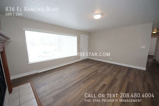 Building Photo - 836 El Rancho Blvd