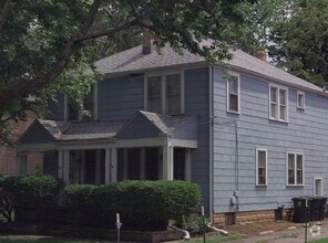 Building Photo - Charming Bexley 3 Bedroom located near Cap...