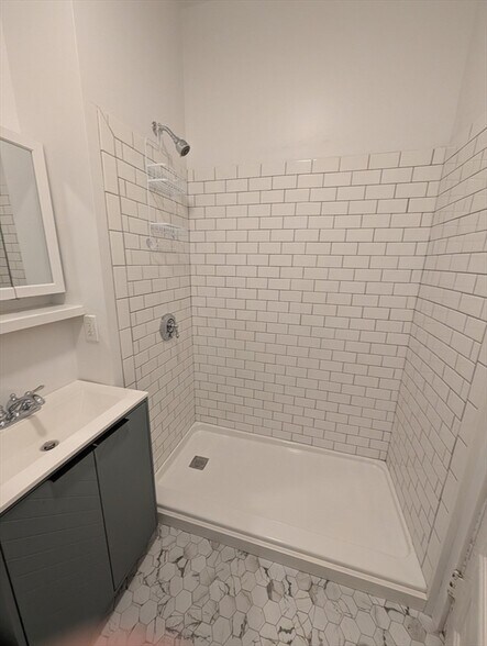 Building Photo - 509 Columbus Ave