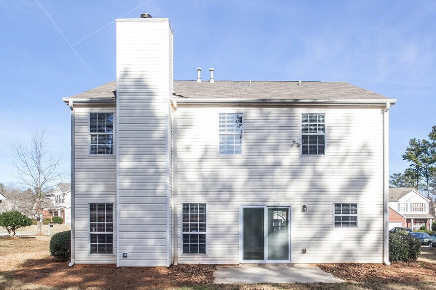 Building Photo - 229 Winthrop Ln