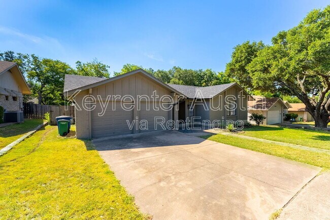 Building Photo - 9409 Meadow Vale
