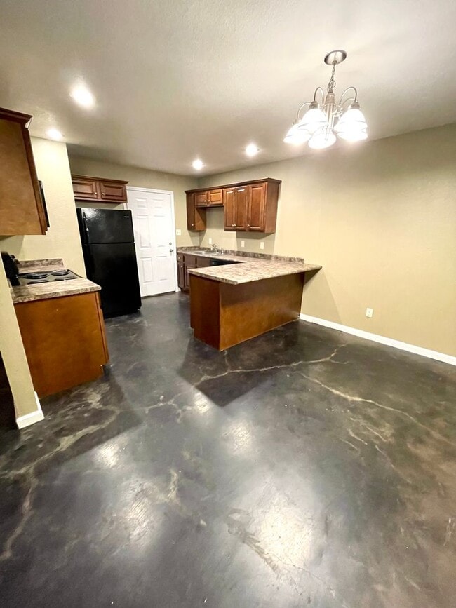 Building Photo - 3 Bed / 2 Bath in Brookland!