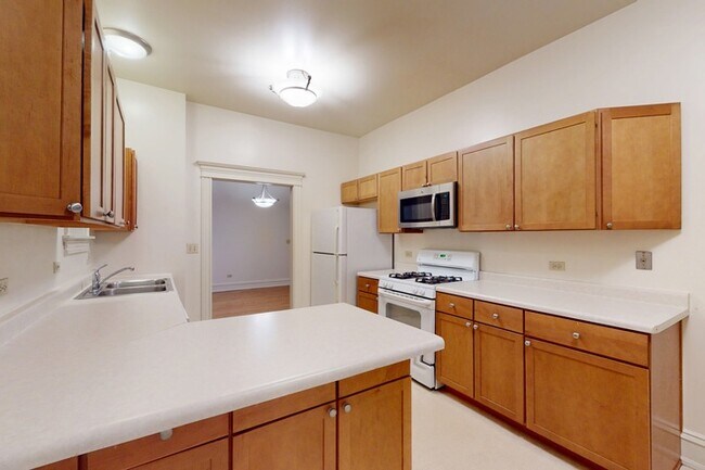 Floorplan - 5533 S. Blackstone