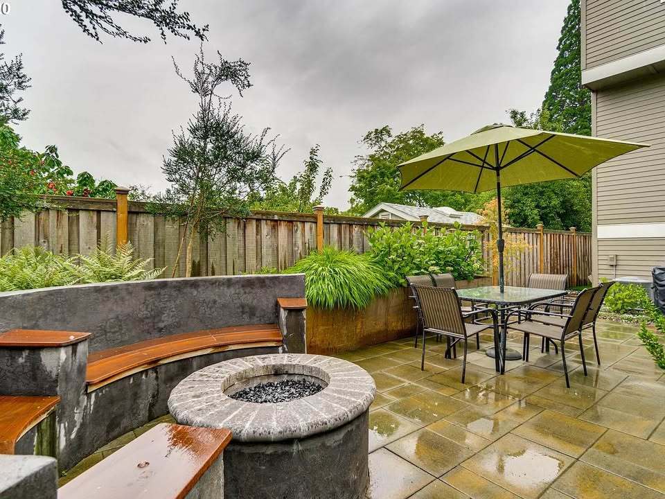 Building Photo - 2518 SE 58th Ave