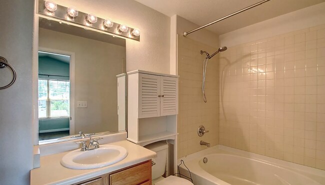 Building Photo - 3601 Ponderosa Ct