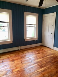 Building Photo - 8 Grant St