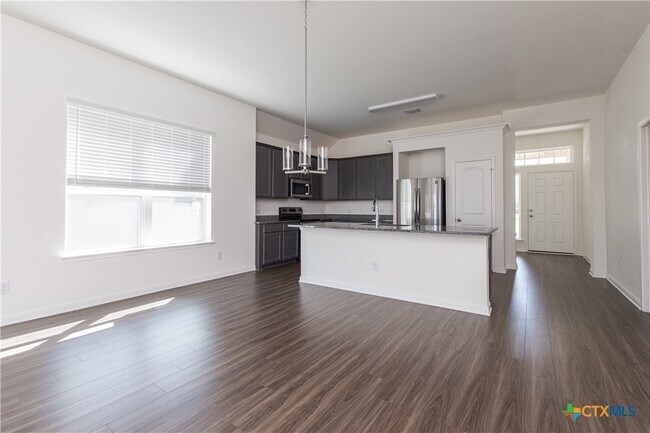 Building Photo - 9508 Caemlyn Cv