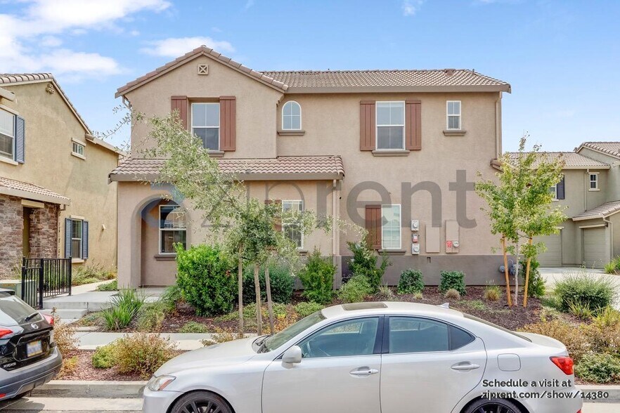 Primary Photo - 1830 Yellowwood Ave