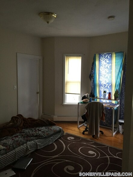 Building Photo - 38 Bond St