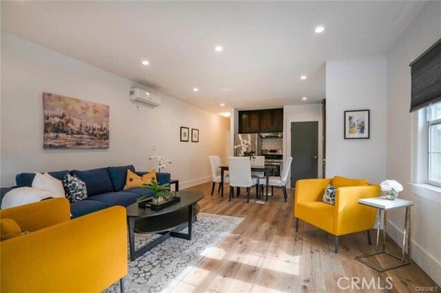 Building Photo - 908 Victoria Ave