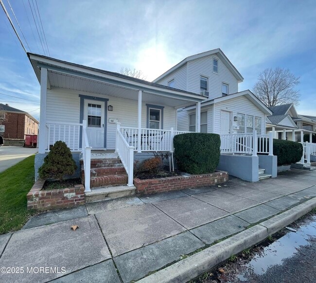 Primary Photo - 90 Poplar Ave