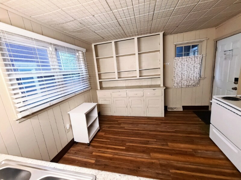 Building Photo - 3116 Peach St