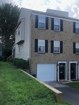 Building Photo - 445 W 6th Ave