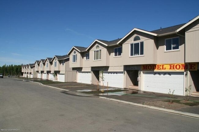 Primary Photo - 4 Bedroom Wasilla Townhouse!