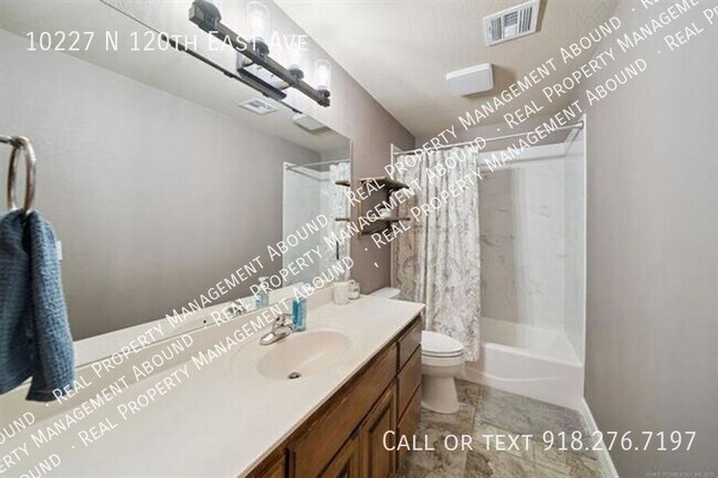 Building Photo - 10227 N 120th E Ave