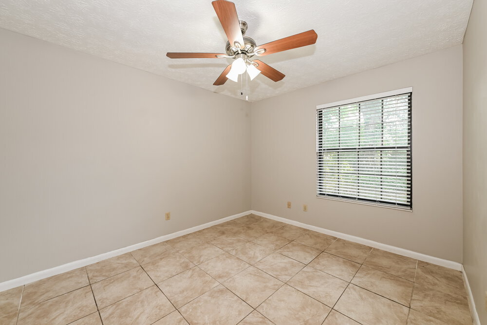 Building Photo - 7279 Sharbeth Dr S