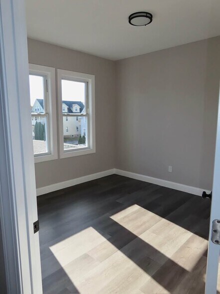 Building Photo - 314 Dartmouth St