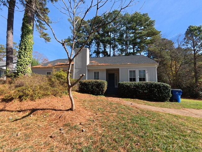Building Photo - Terrific Rancher with Vaulted Ceiling in Meredith Woods.