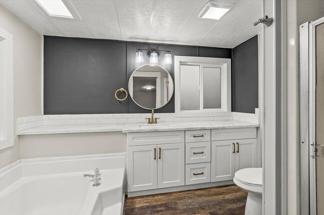 Building Photo - Updated 3 bed Bonney Lake home on dead end street