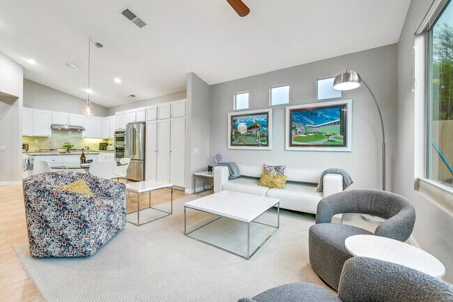 Building Photo - 67361 N Laguna Dr