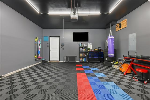 Building Photo - 3329 Watterson Wy